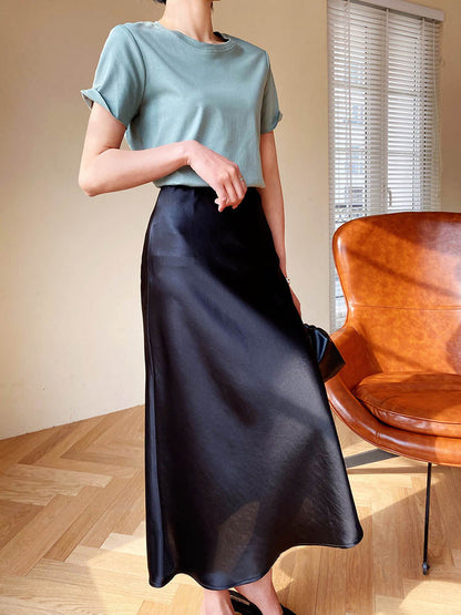 Classic Vintage Garment with a Flattering Fit