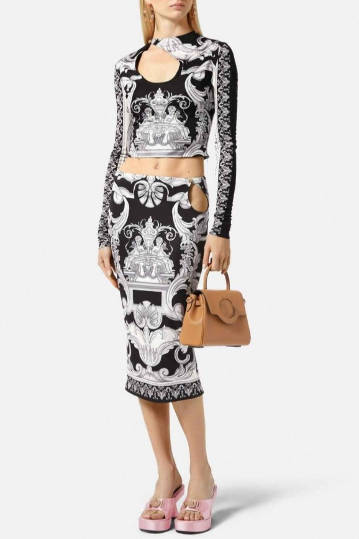 Classic Vintage & Enduringly Stylish Top