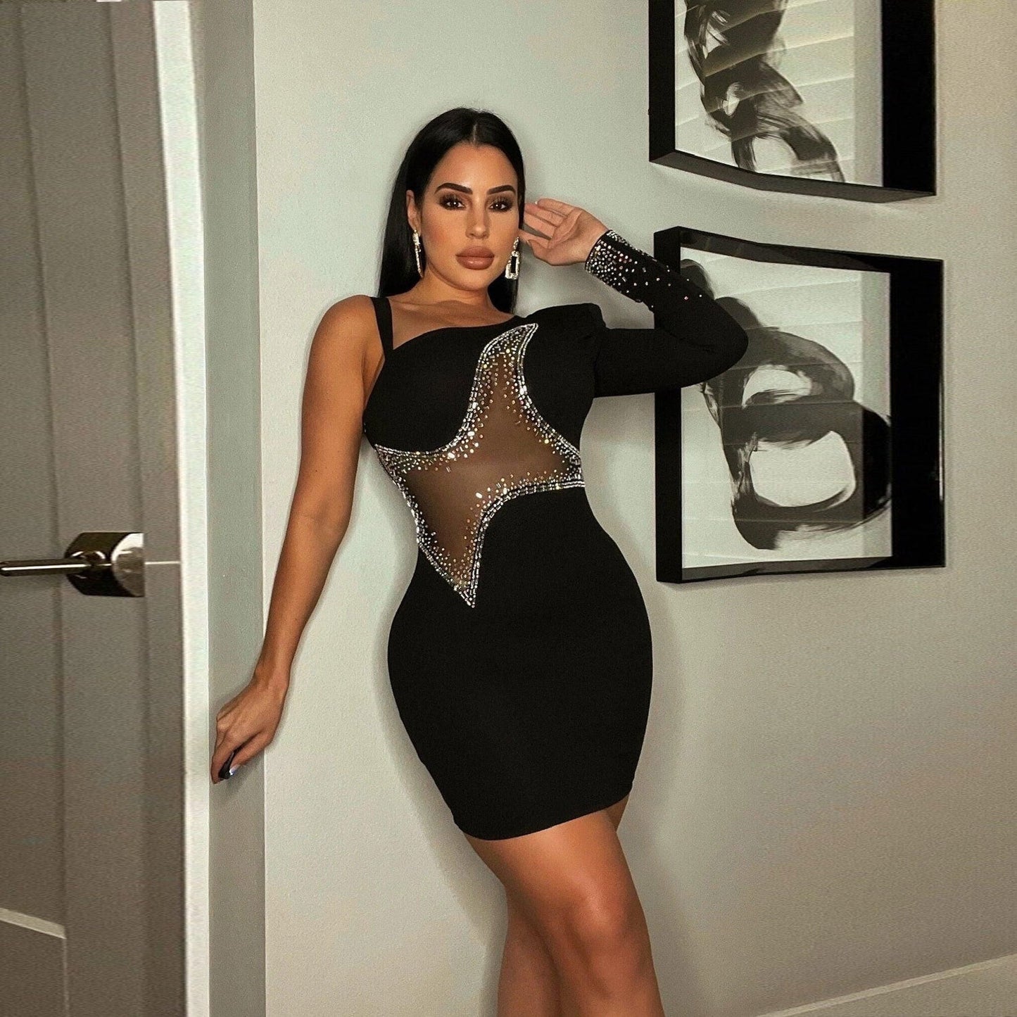 Sophisticated Dress with a Clean Classic Look