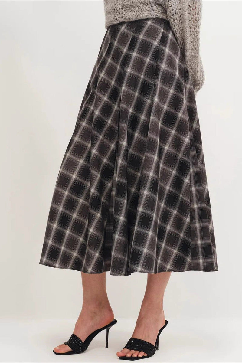 Classic Vintage & Enduringly Stylish Garment