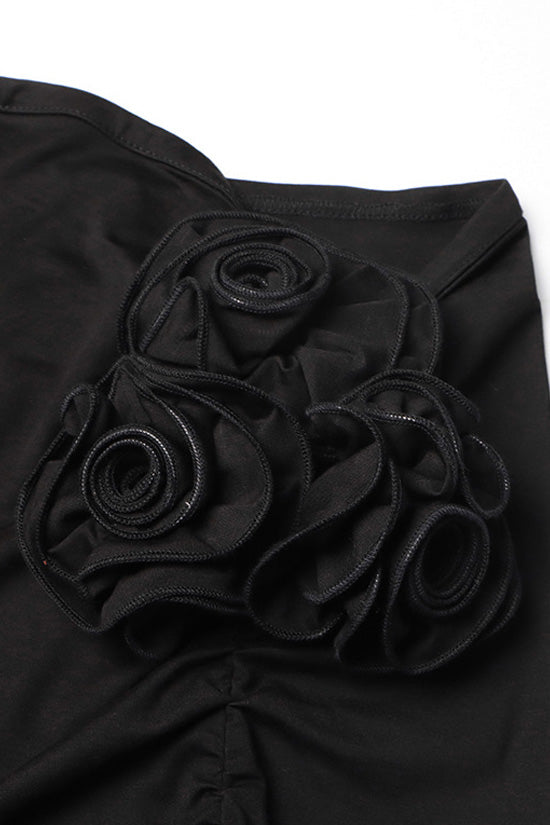 Effortlessly Elegant Garment with a Timeless Design