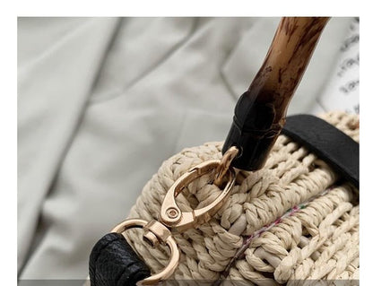 Beautifully Crafted Bag in a Classic Style