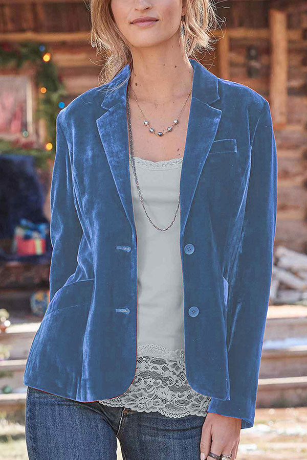 Well Tailored Jacket with a Graceful Silhouette