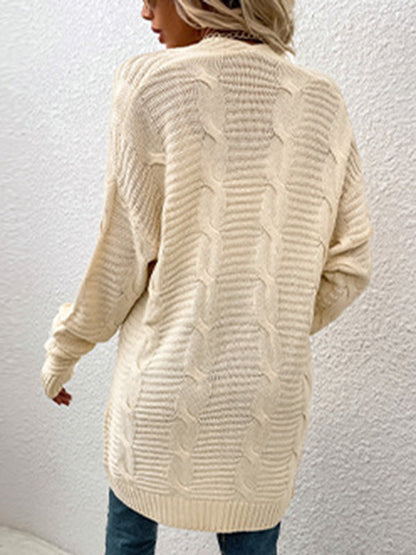 Well Tailored Cardigan with a Graceful Silhouette