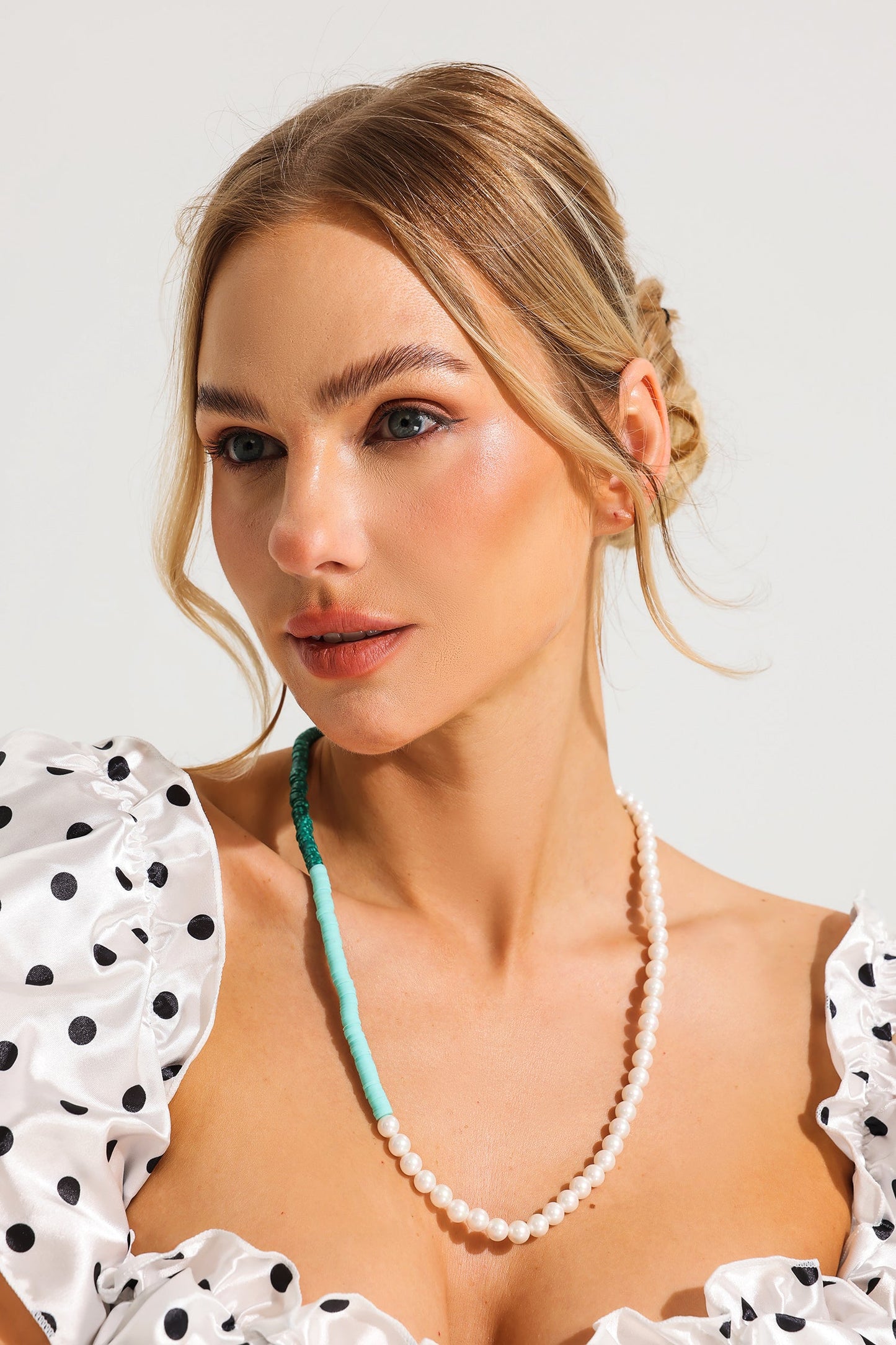 Effortlessly Elegant Garment with a Timeless Design