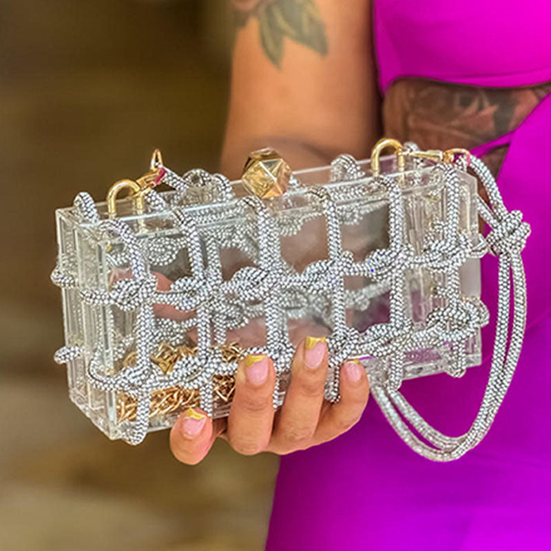 Gracefully Styled Bag for Any Occasion