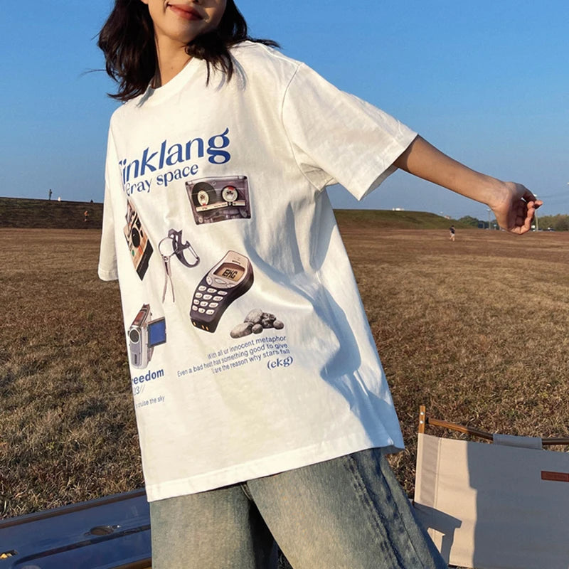 Effortlessly Elegant T-Shirt with a Timeless Design