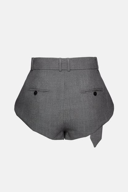 Well Tailored Garment with a Graceful Silhouette