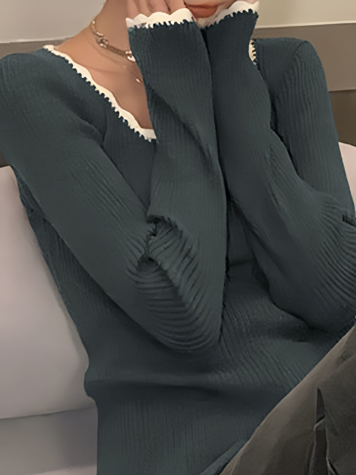 Classic Vintage & Enduringly Stylish Top