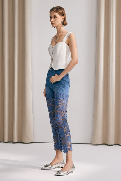 Effortlessly Elegant Top with a Timeless Design