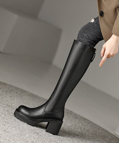 Beautifully Finished Boots in a Timeless Design