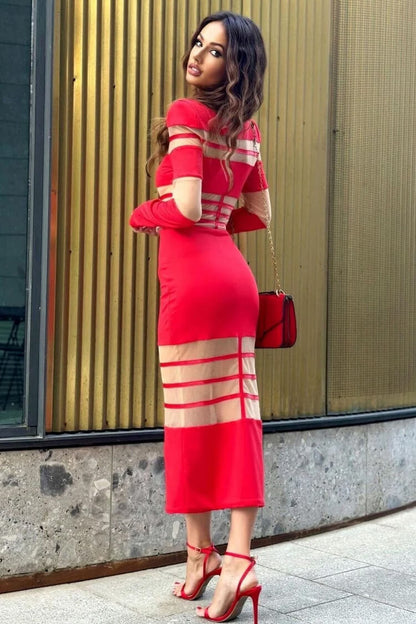 Classic Vintage Dress with a Flattering Fit