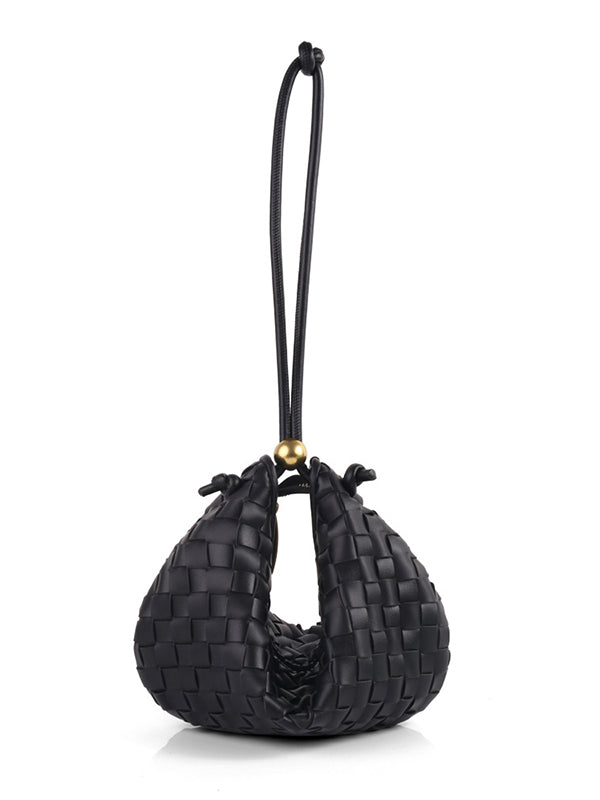 Beautifully Finished Bag in a Timeless Design