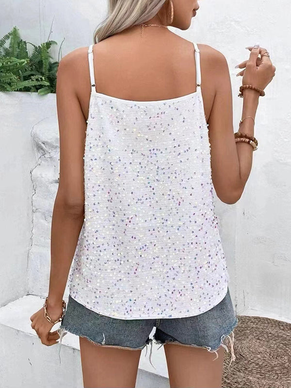 Effortlessly Elegant Top with a Timeless Design