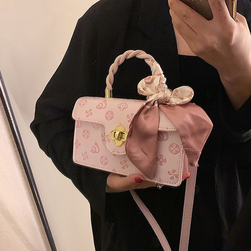 Beautifully Balanced Bag with Timeless Character