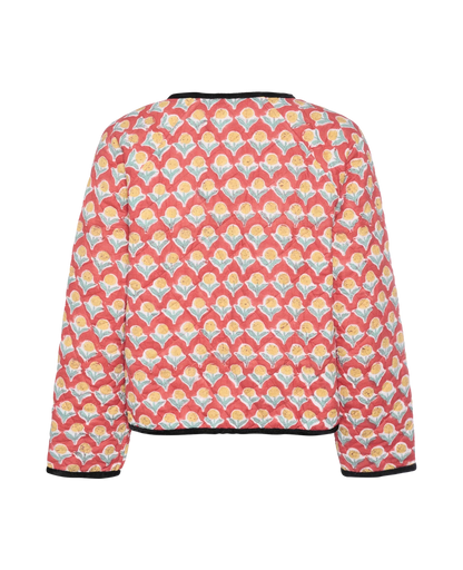 Well Tailored Jacket with a Graceful Silhouette