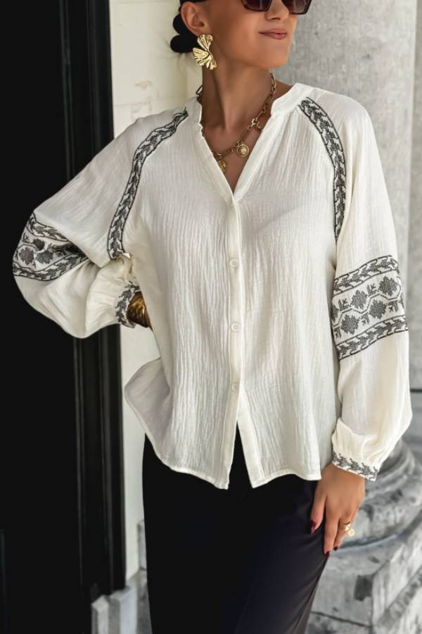 Beautifully Crafted Shirt in a Classic Style