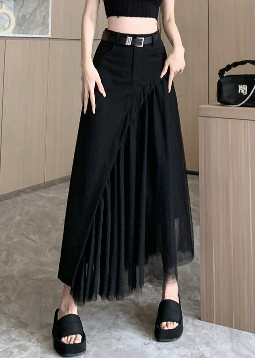 Sophisticated Garment with a Clean Classic Look