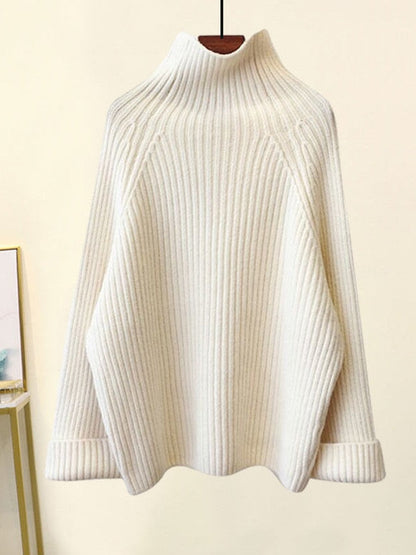 Effortlessly Elegant Garment with a Timeless Design