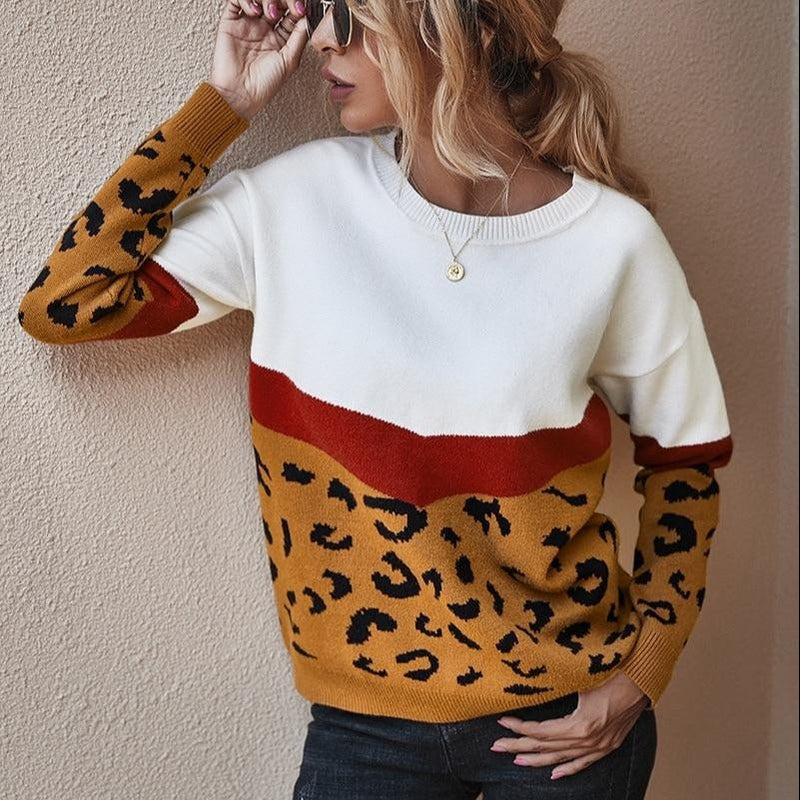 Effortlessly Elegant Sweater with a Timeless Design