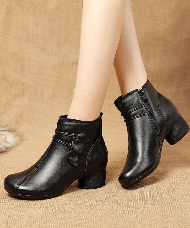 Well Tailored Boots with a Graceful Silhouette