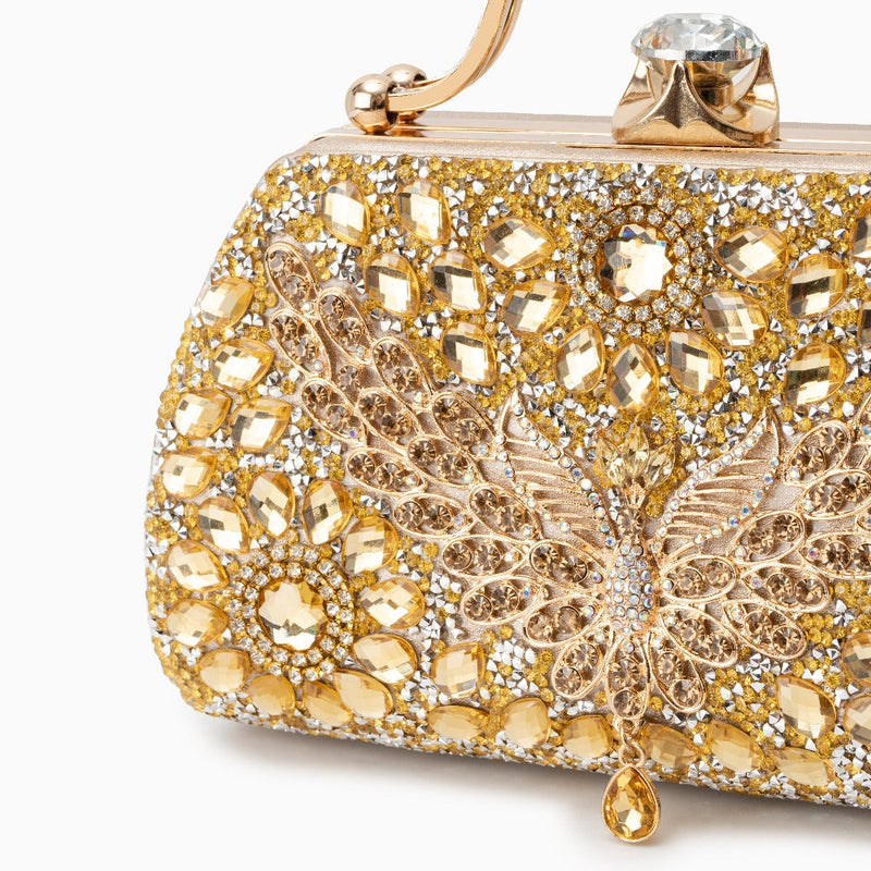 Well Tailored Bag with a Graceful Silhouette