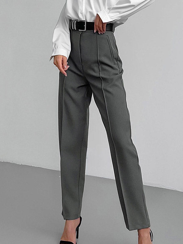 A Vintage Style Trousers with Delicate Timeless Details