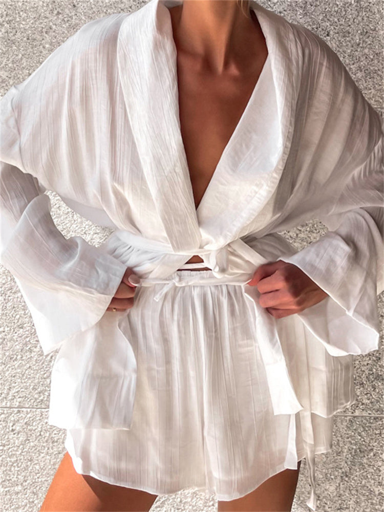 Effortlessly Elegant Cardigan with a Timeless Design