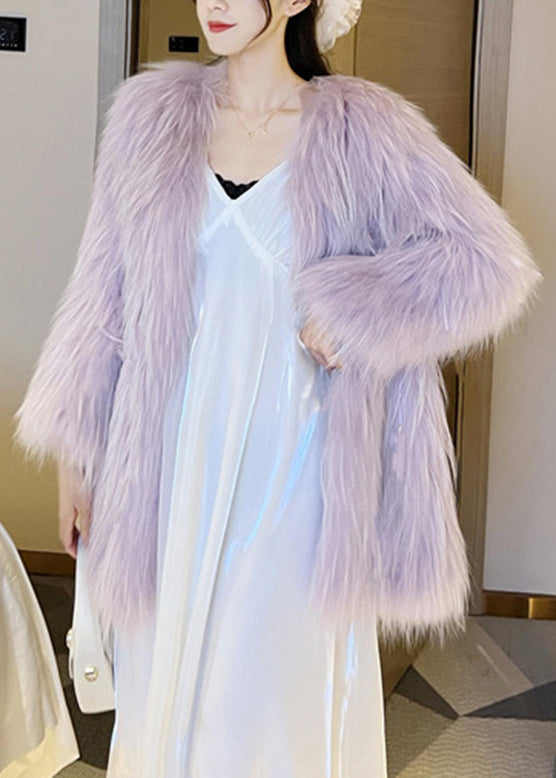 Well Tailored Coat with a Graceful Silhouette