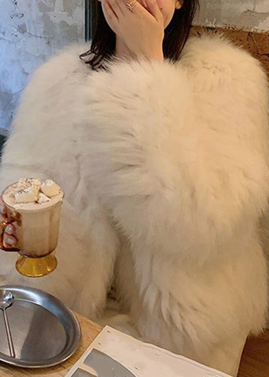 Sophisticated Coat with a Clean Classic Look