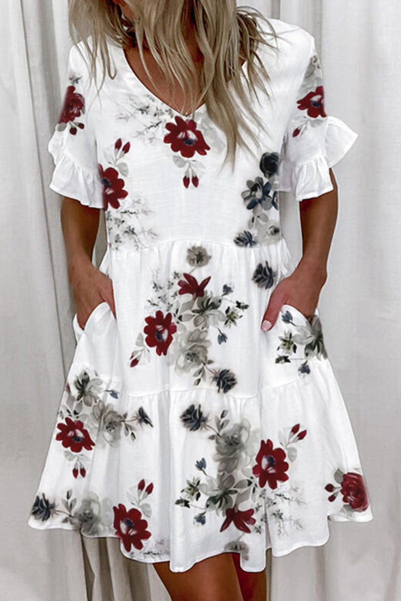Beautifully Finished Dress in a Timeless Design