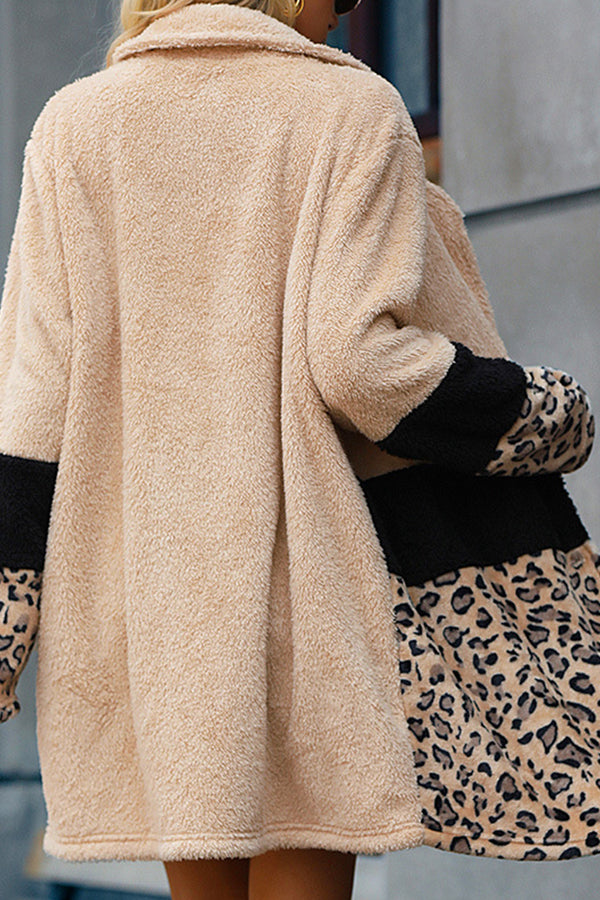 Sophisticated Coat with a Clean Classic Look