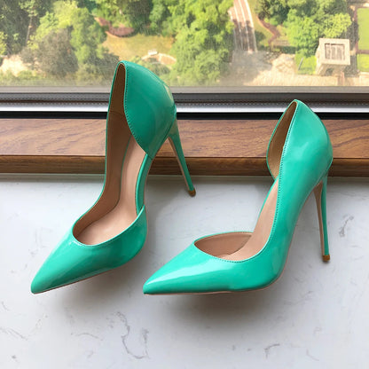 Classic Vintage Shoes with a Flattering Fit