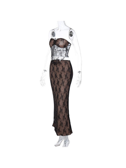 Beautifully Balanced Top with Timeless Character