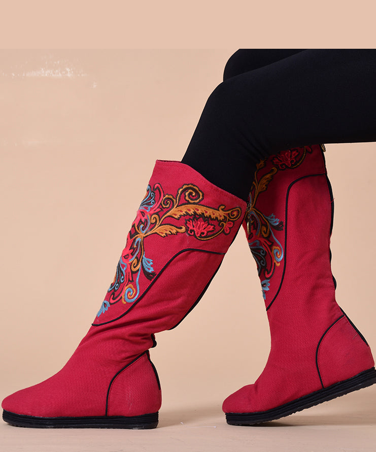 Elegantly Styled Boots for Everyday Wear