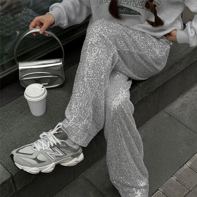 Classic Vintage Pants with a Flattering Fit