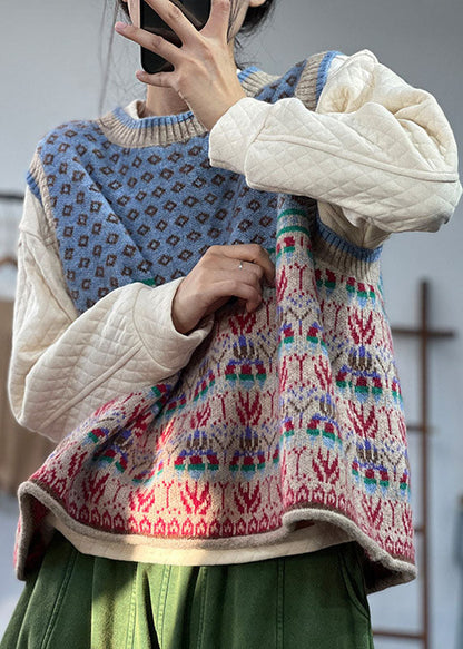 Effortlessly Elegant Top with a Timeless Design