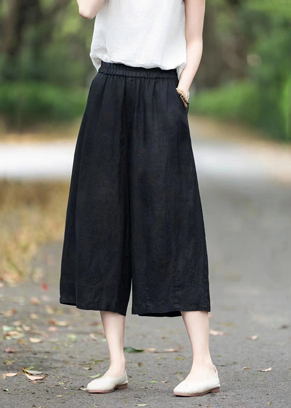 Effortlessly Elegant Pants with a Timeless Design