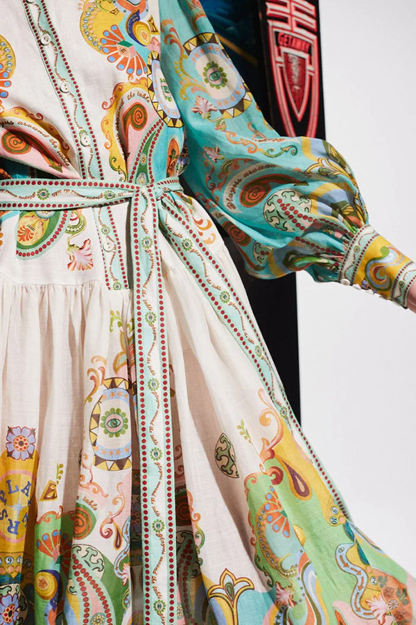 Classic Vintage & Enduringly Stylish Dress