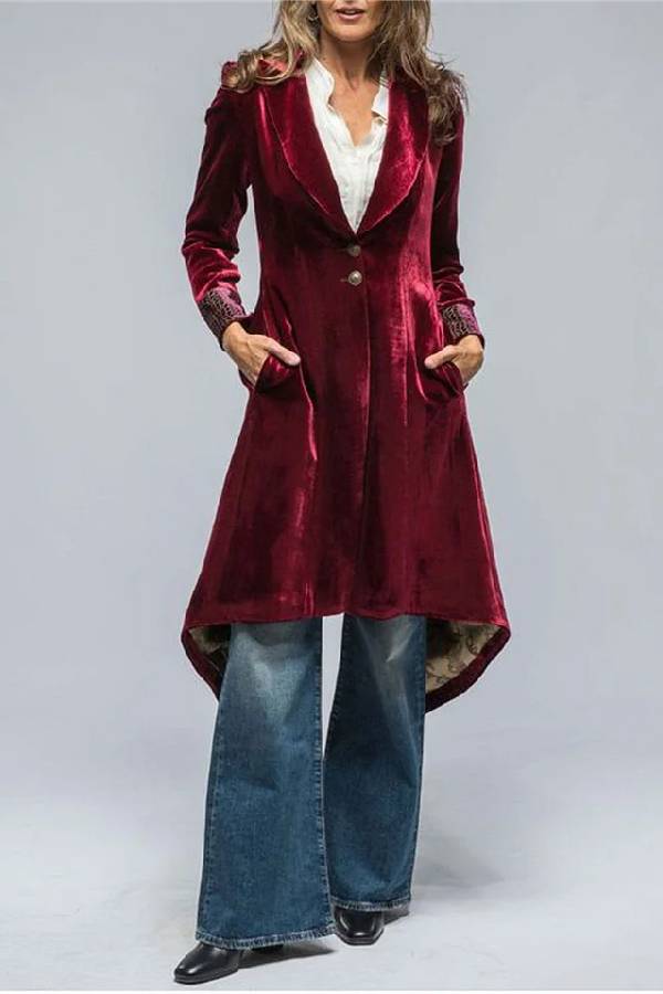 Gracefully Styled Coat for Any Occasion