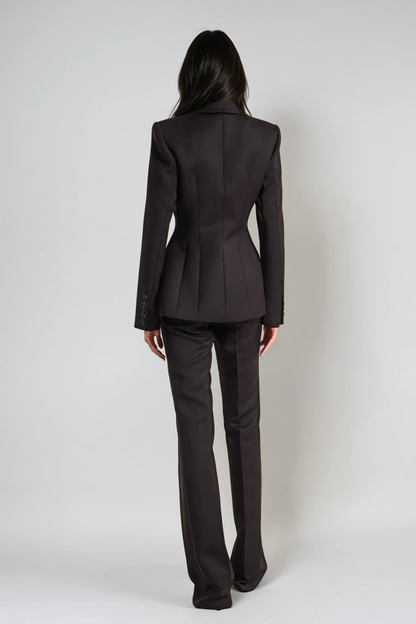 Sophisticated Pants with a Clean Classic Look
