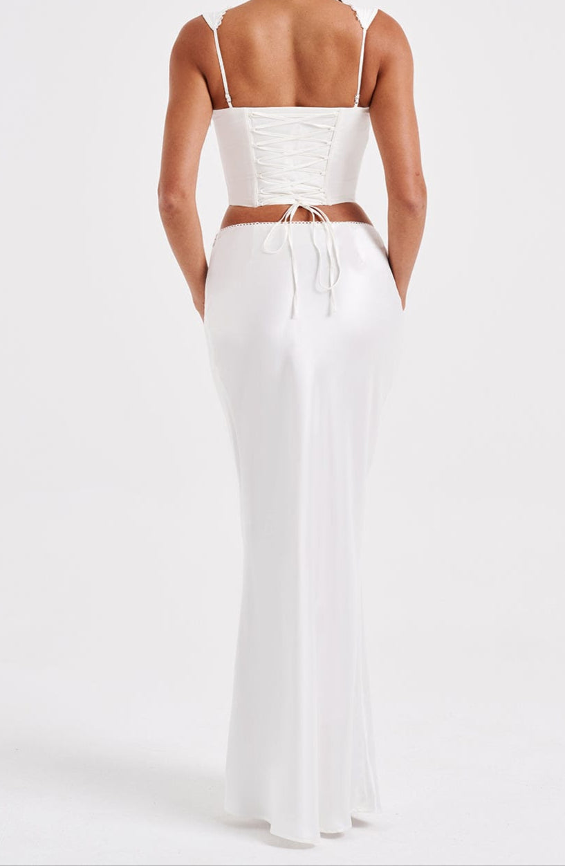 Classic Vintage Garment with a Flattering Fit
