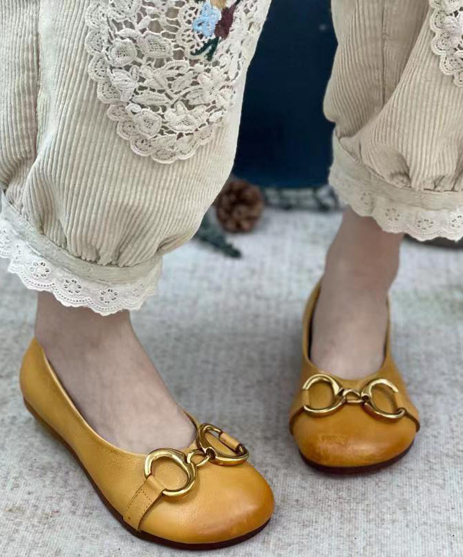 Classic Vintage Shoes with a Flattering Fit