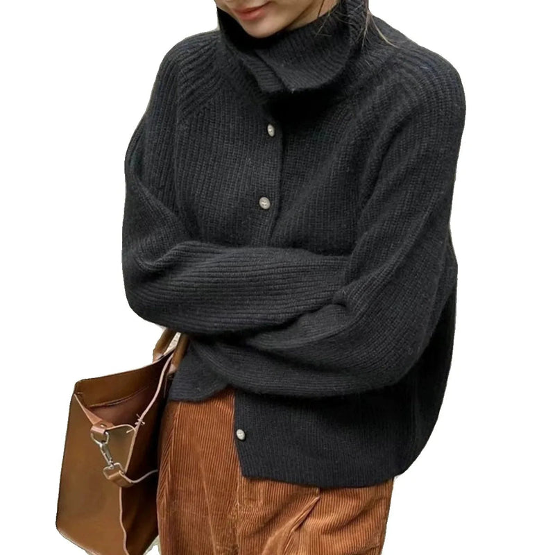 Elegantly Styled Cardigan for Everyday Wear