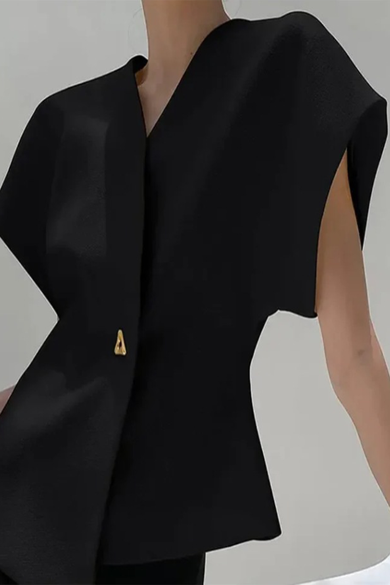 A Vintage Style Top with Delicate Timeless Details