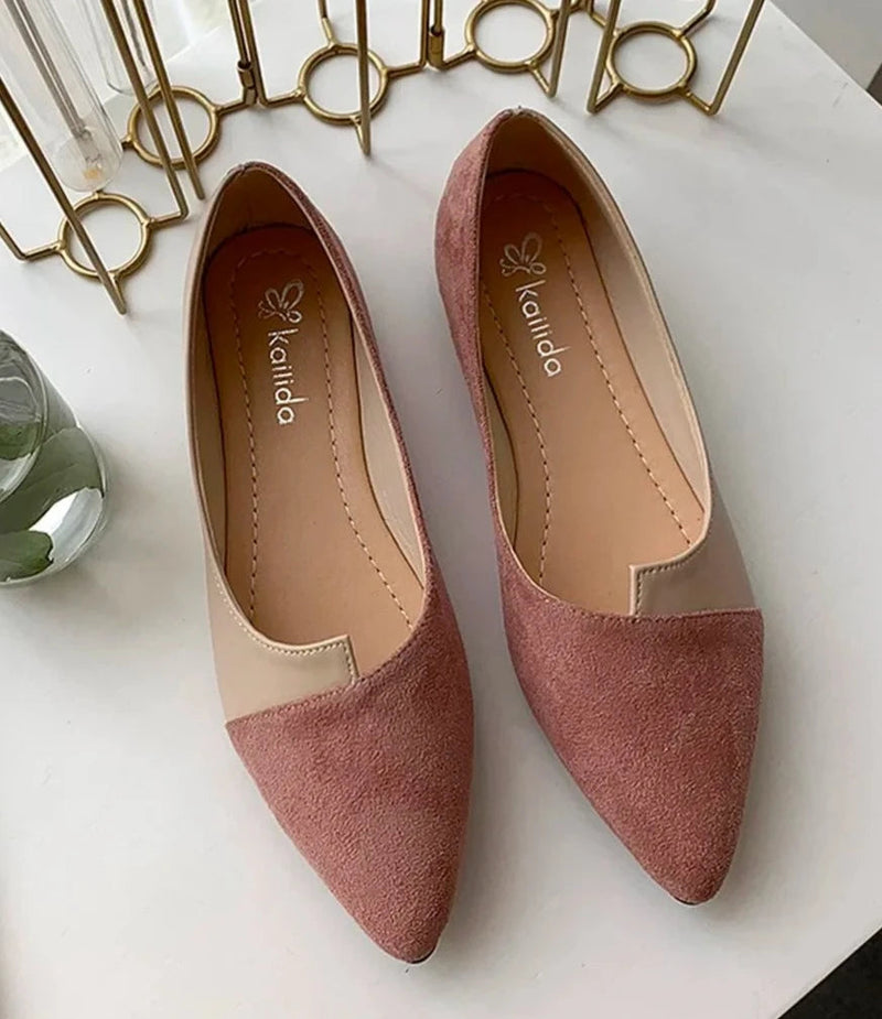 Effortlessly Elegant Shoes with a Timeless Design