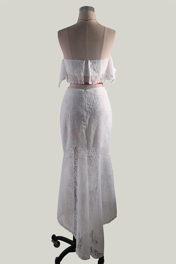 Gracefully Styled Garment for Any Occasion