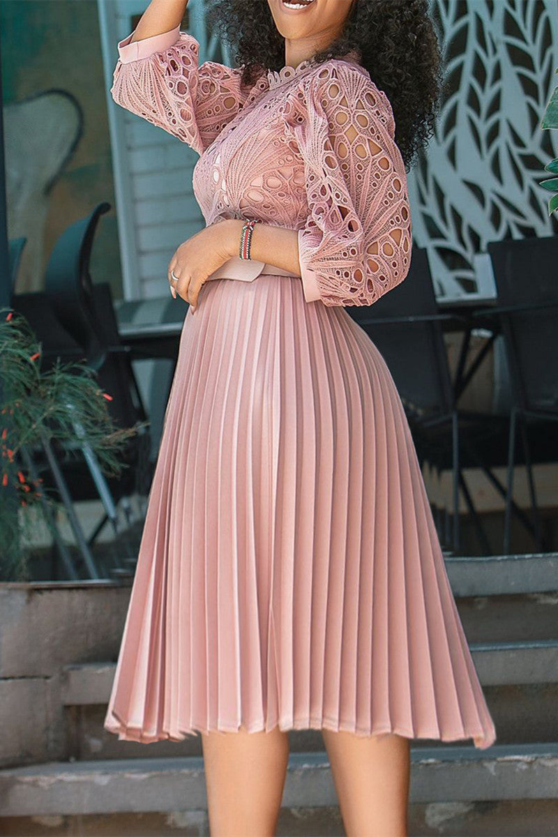 Effortlessly Elegant Dress with a Timeless Design