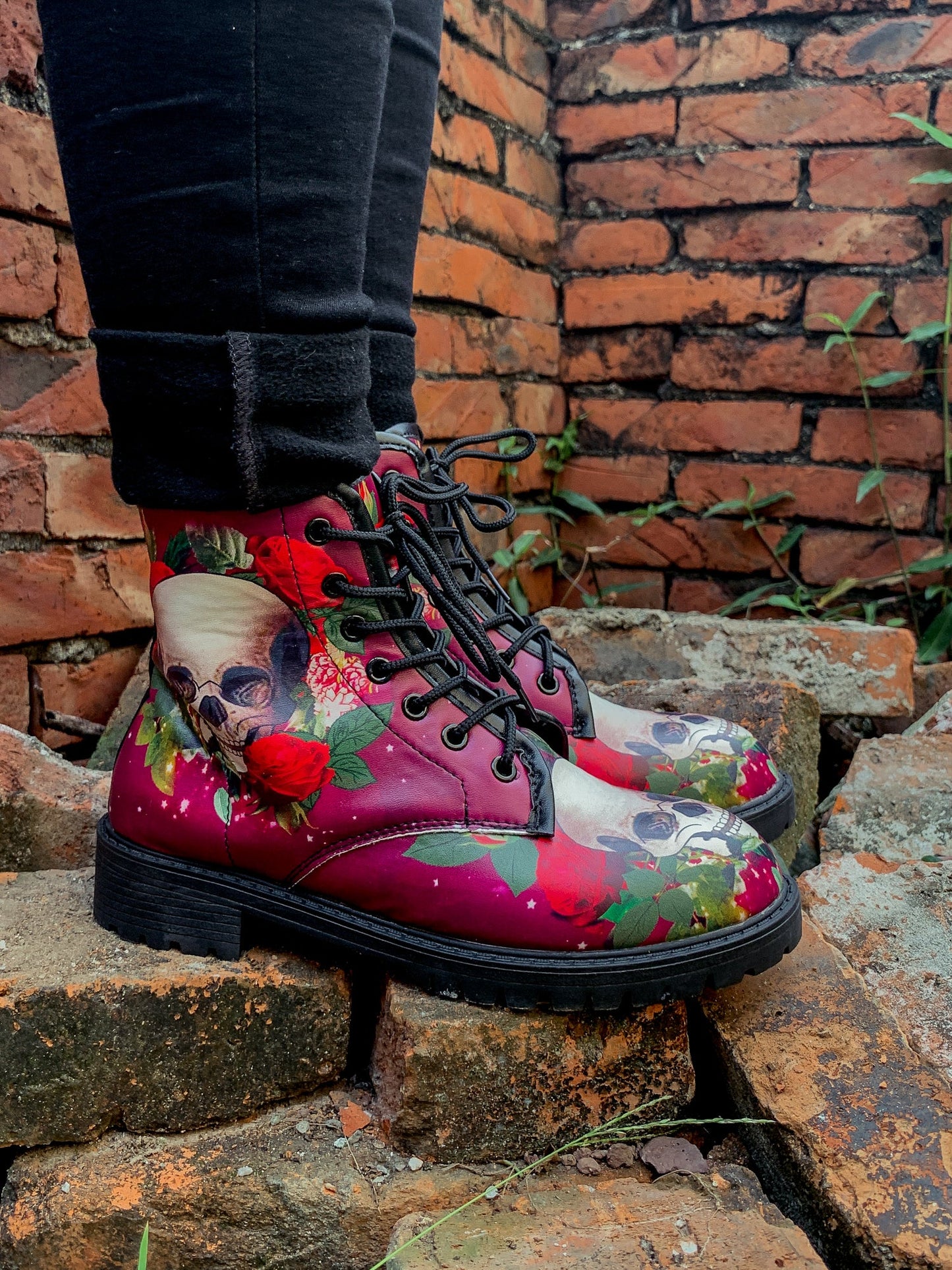 Beautifully Finished Boots in a Timeless Design