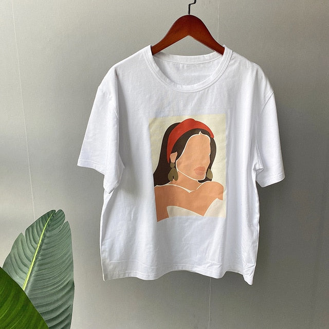 Classic Vintage T-Shirt with a Flattering Fit